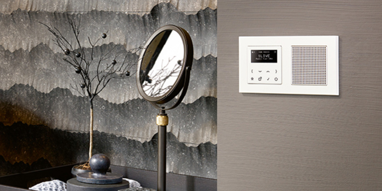 JUNG Smart Radio DAB+ bei MK Elektrotechnik GmbH in Steinwiesen