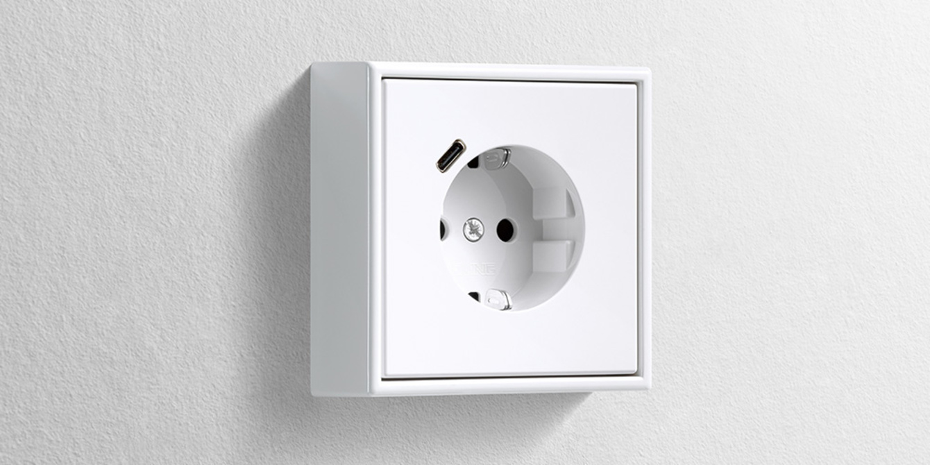 Erweiterter Anschlussraum für die Nachrüstung bei MK Elektrotechnik GmbH in Steinwiesen